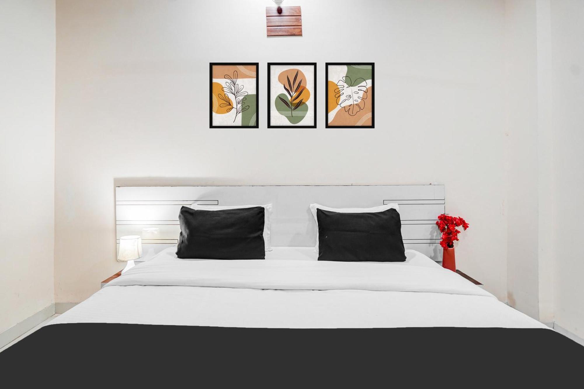 Super Hotel O Brilliant Convention Centre Formerly Madhur Shree อินดอร์ ภายนอก รูปภาพ