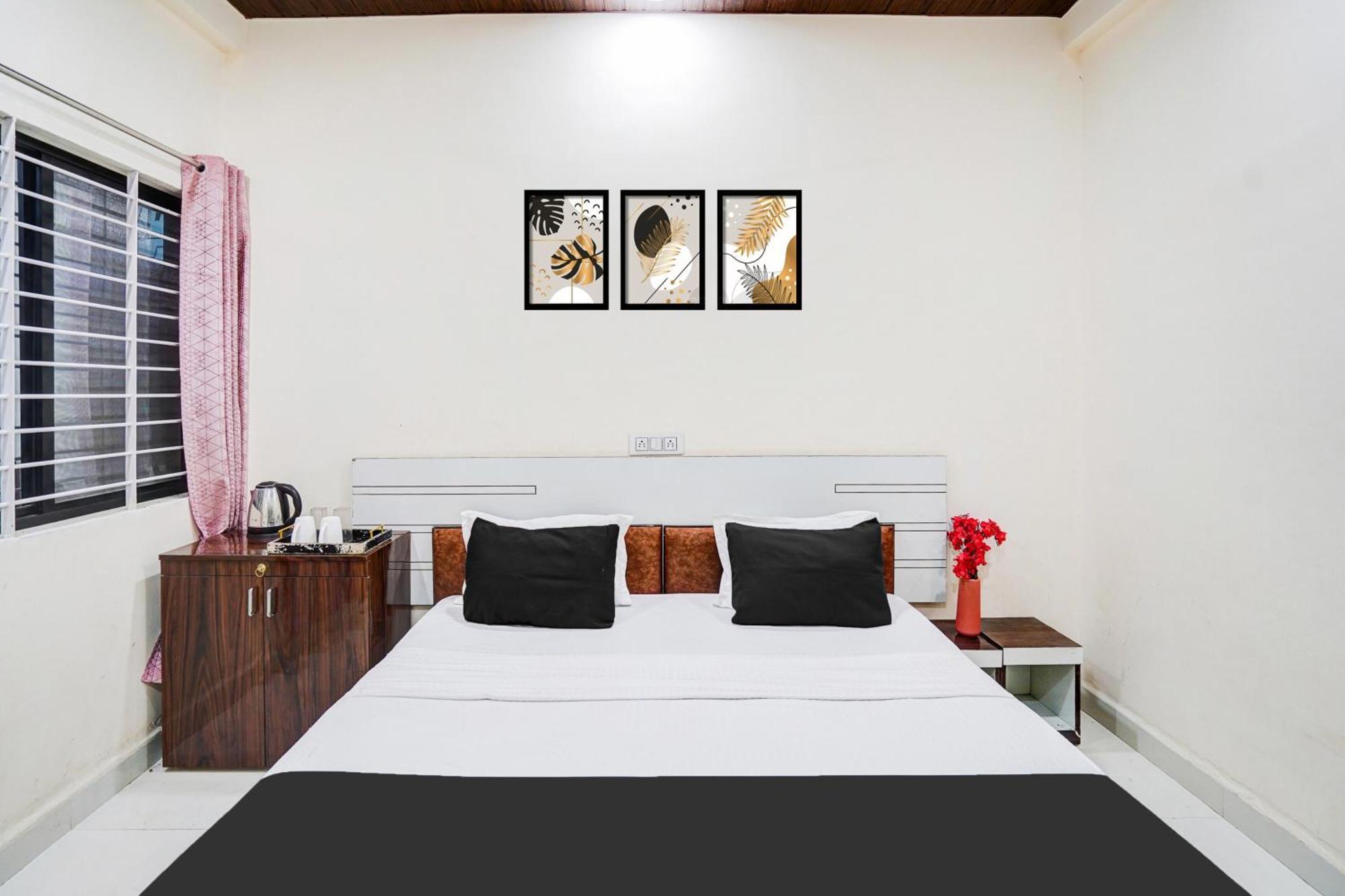Super Hotel O Brilliant Convention Centre Formerly Madhur Shree อินดอร์ ภายนอก รูปภาพ