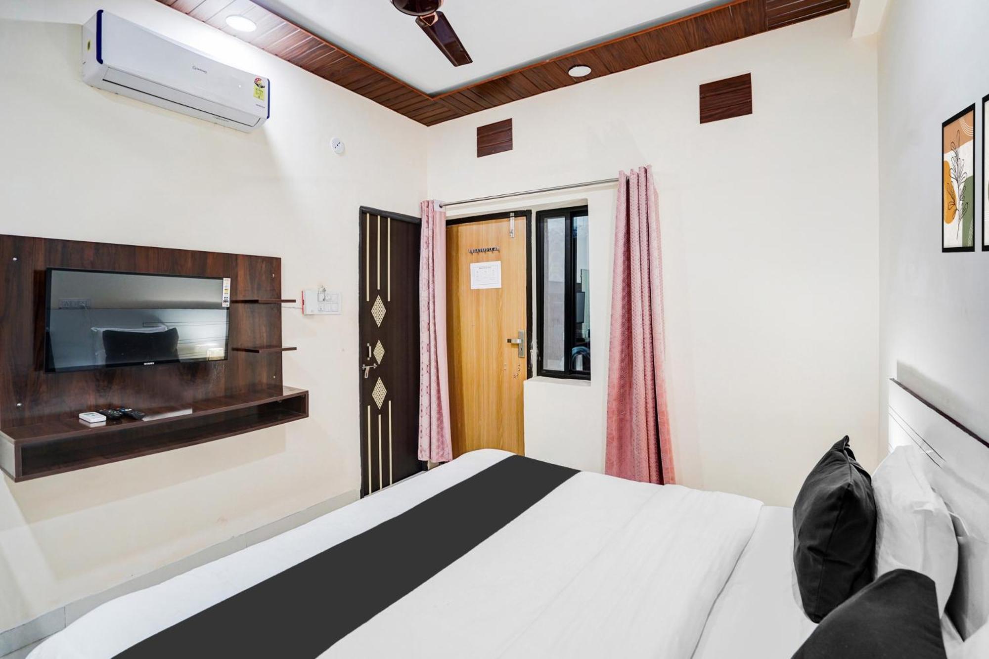 Super Hotel O Brilliant Convention Centre Formerly Madhur Shree อินดอร์ ภายนอก รูปภาพ