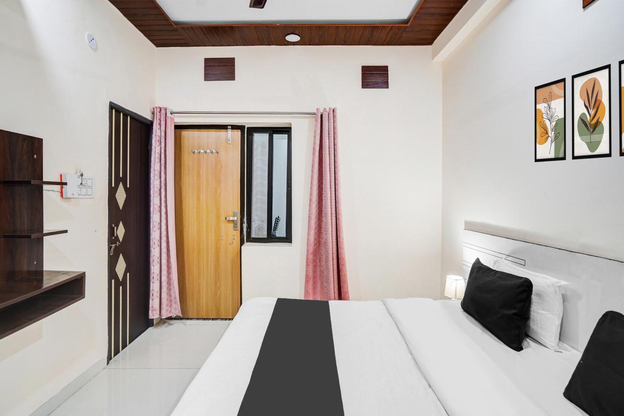 Super Hotel O Brilliant Convention Centre Formerly Madhur Shree อินดอร์ ภายนอก รูปภาพ